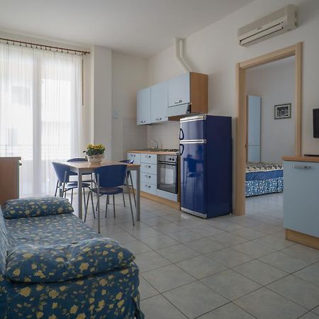 Hotel Residence Il Conero 2 ヌマーナ エクステリア 写真