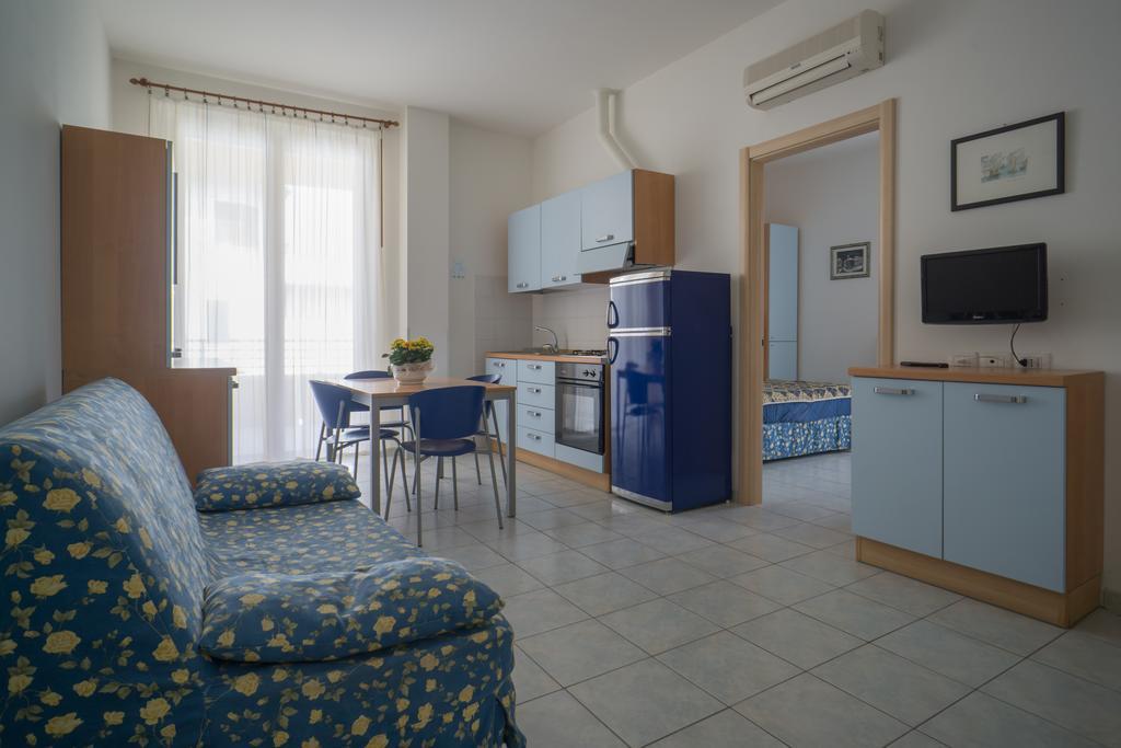 Hotel Residence Il Conero 2 ヌマーナ エクステリア 写真